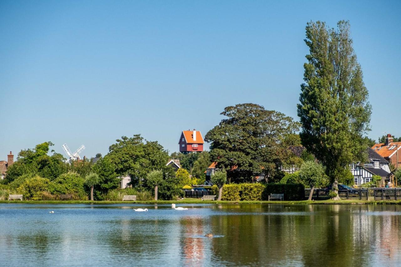 Regatta - A Lakeview Apartment In Thorpeness - Aldeburgh Coastal Cottages Εξωτερικό φωτογραφία