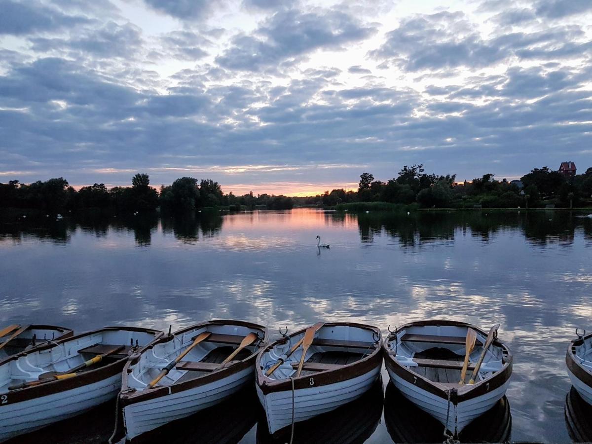Regatta - A Lakeview Apartment In Thorpeness - Aldeburgh Coastal Cottages Εξωτερικό φωτογραφία